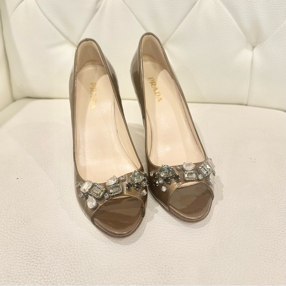 Prada heels - Picture 2 of 9